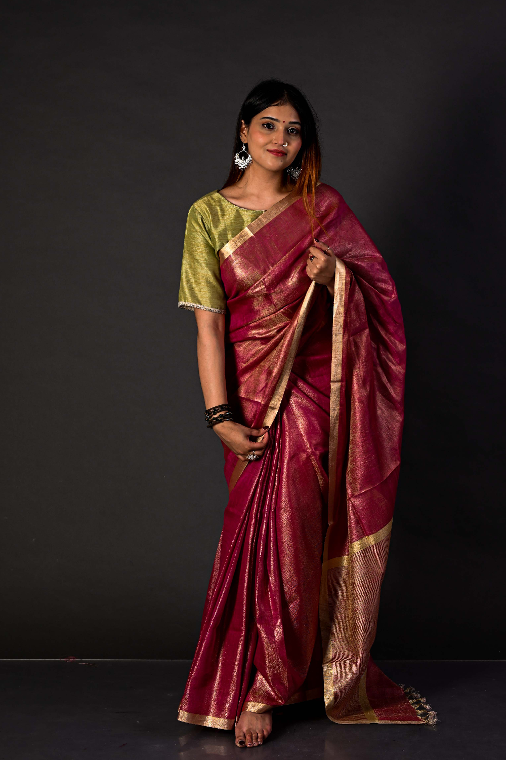 Tissue linen Handwoven Wine Linen Saree