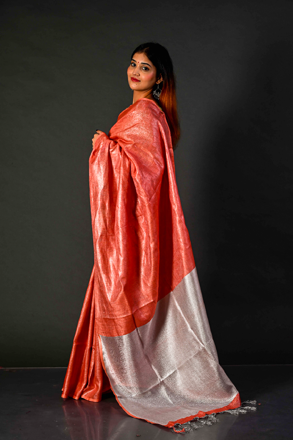 Tissue Linen Elegant Coral Linen Saree with Silver Pallu