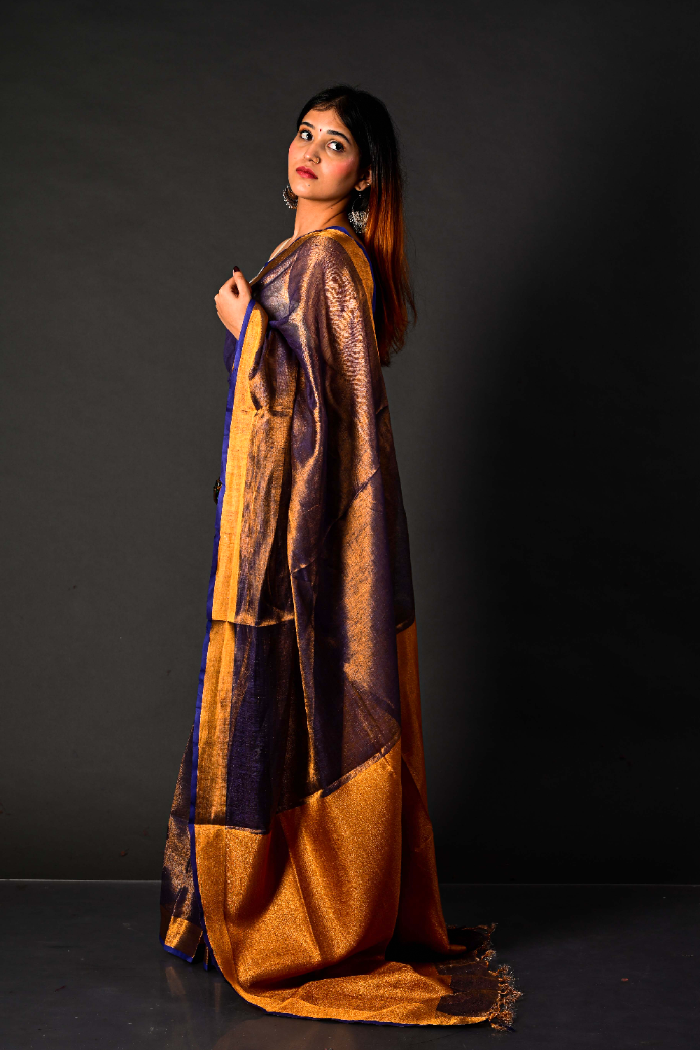 Handwoven Indigo & Antique Gold Tissue Linen Saree – Bhasha Bharat