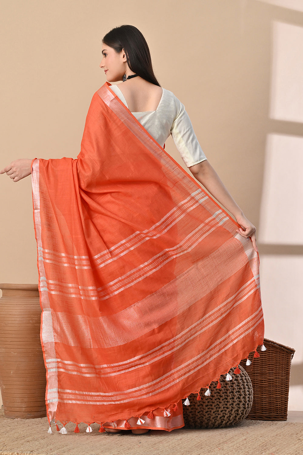 Tangerine Glow – Handwoven Cotton Slub Saree with Subtle Zari Charm