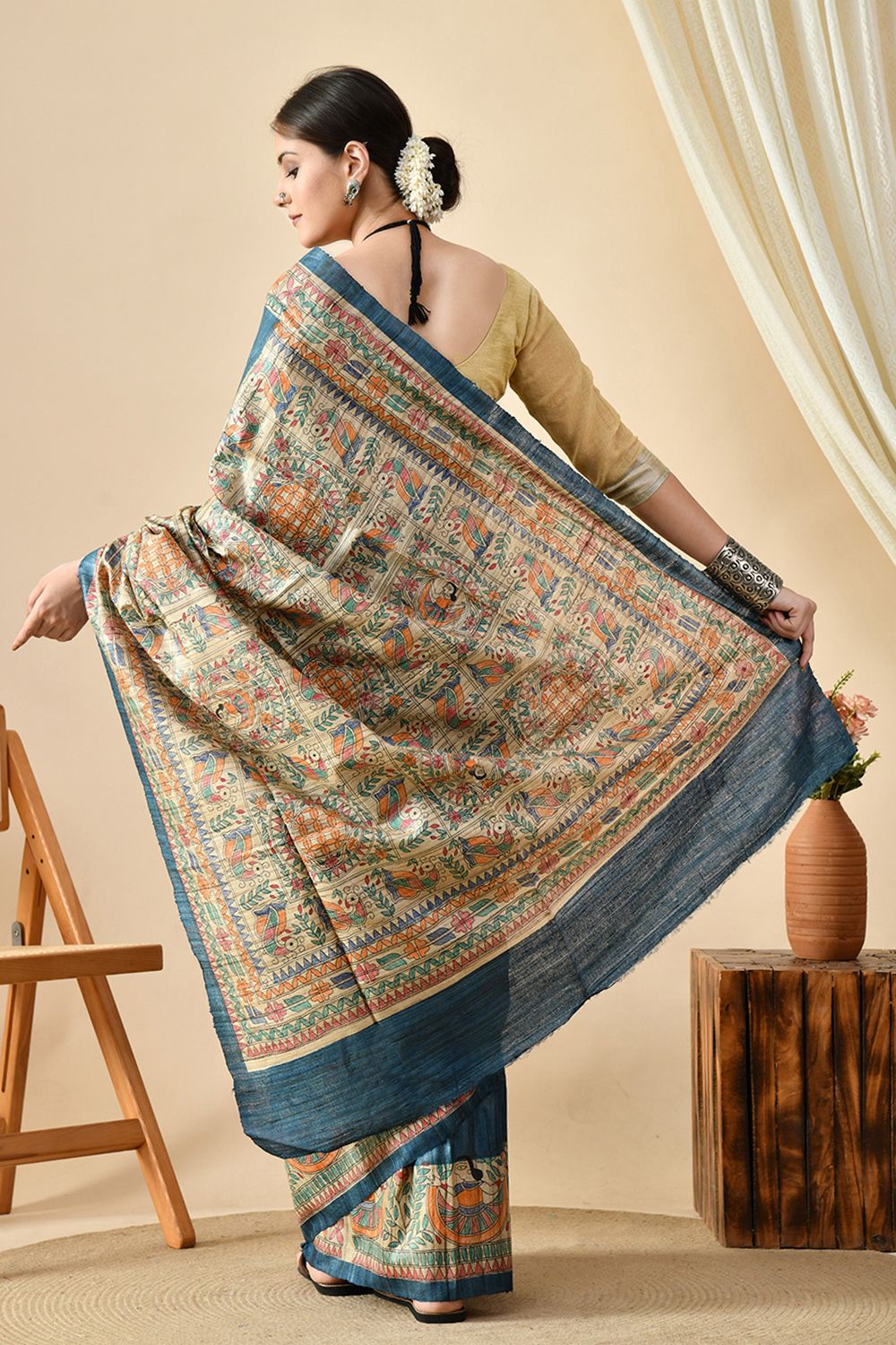 Elegant handwoven eco-friendly Tussar Silk saree of 6.5 meters, best for dry clean.