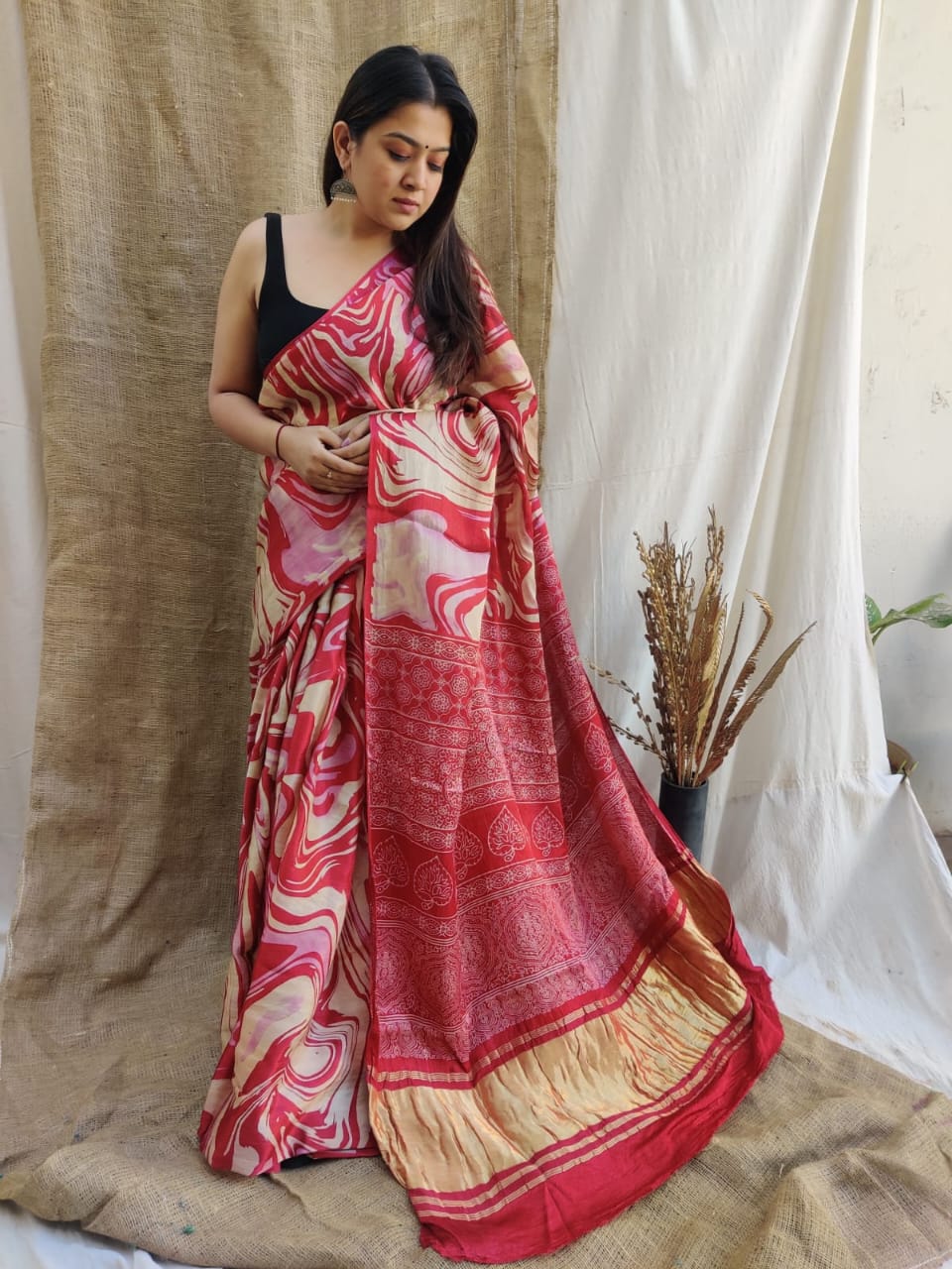 Raani Colour Marble Print Coton Slub Saree