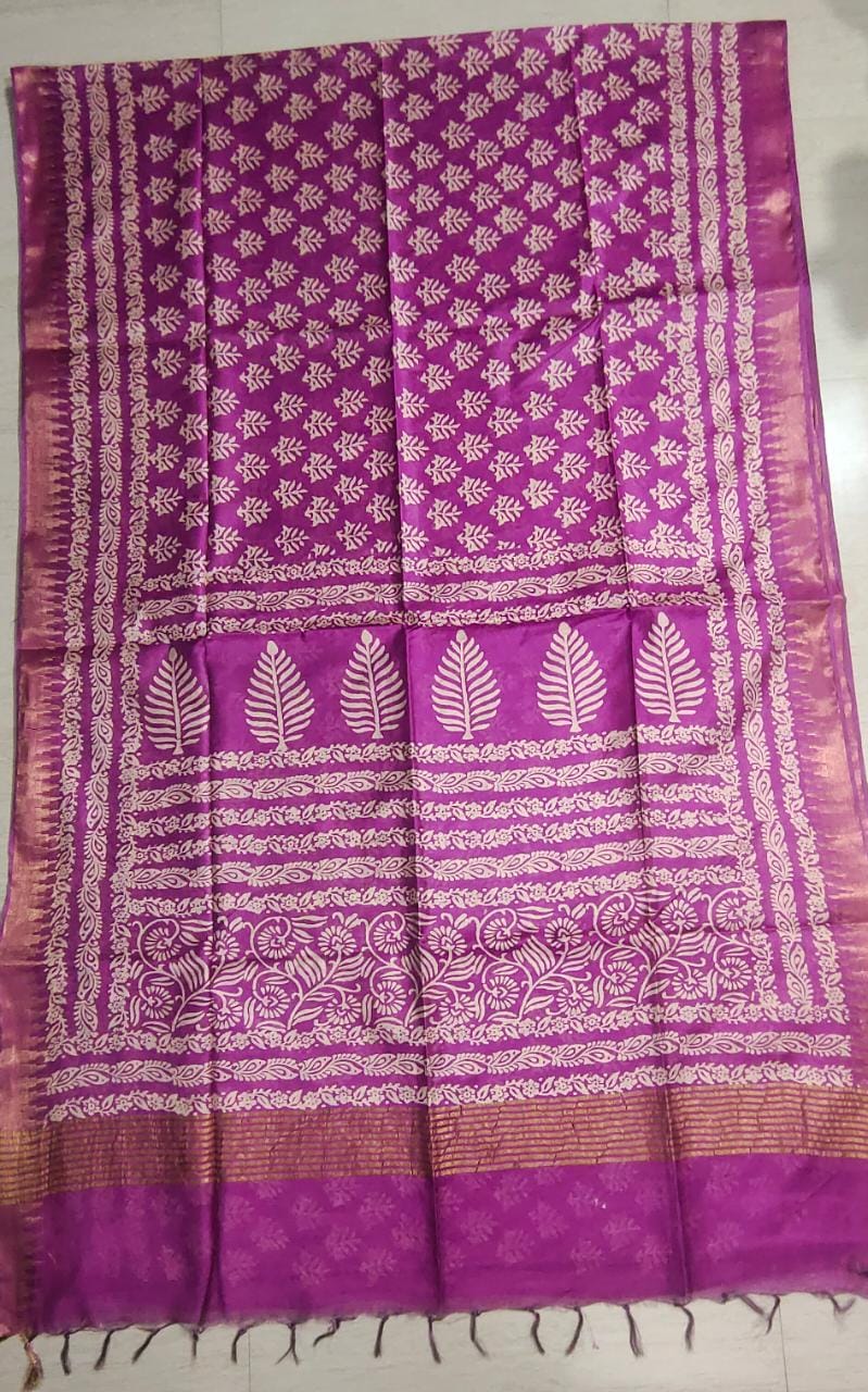 Beautiful Purple Leaf Motif Border & Contrast Body Block Printed Cotton Slub Saree: