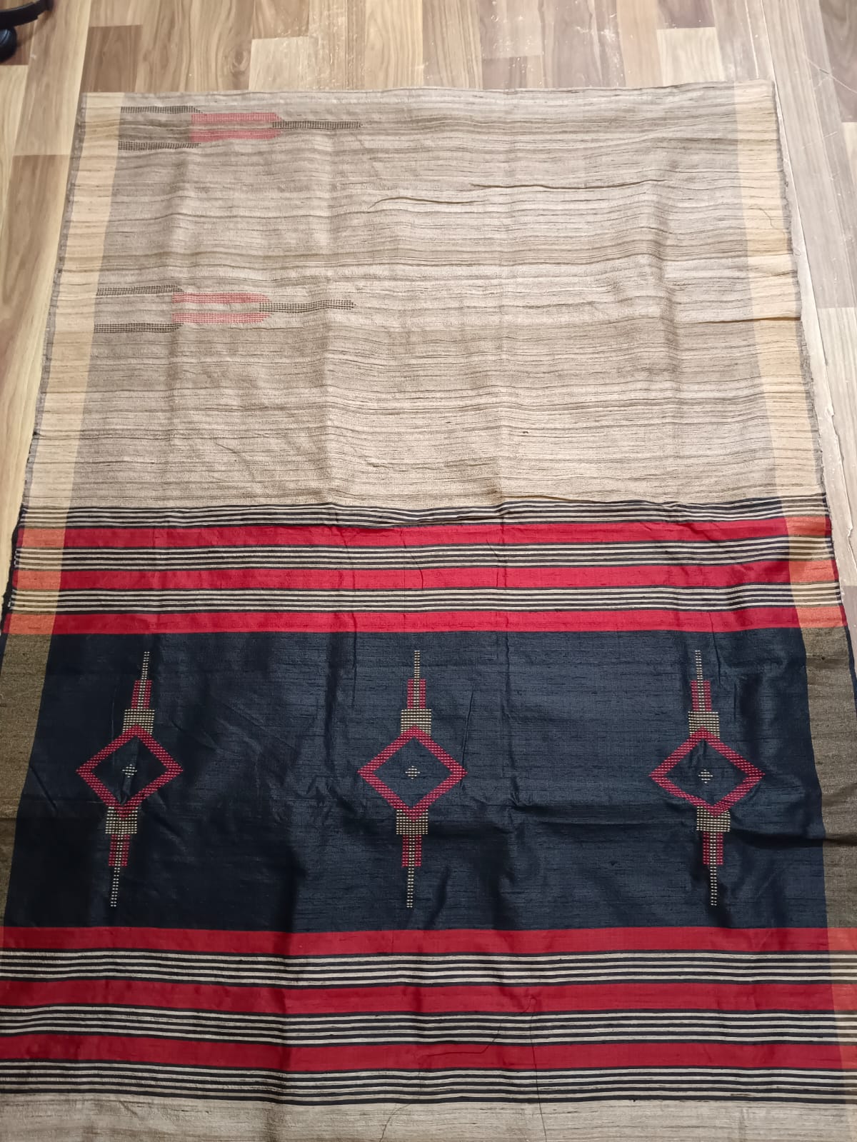 Handloom Black & Red Geometric Pattern  Tussar Silk Saree"