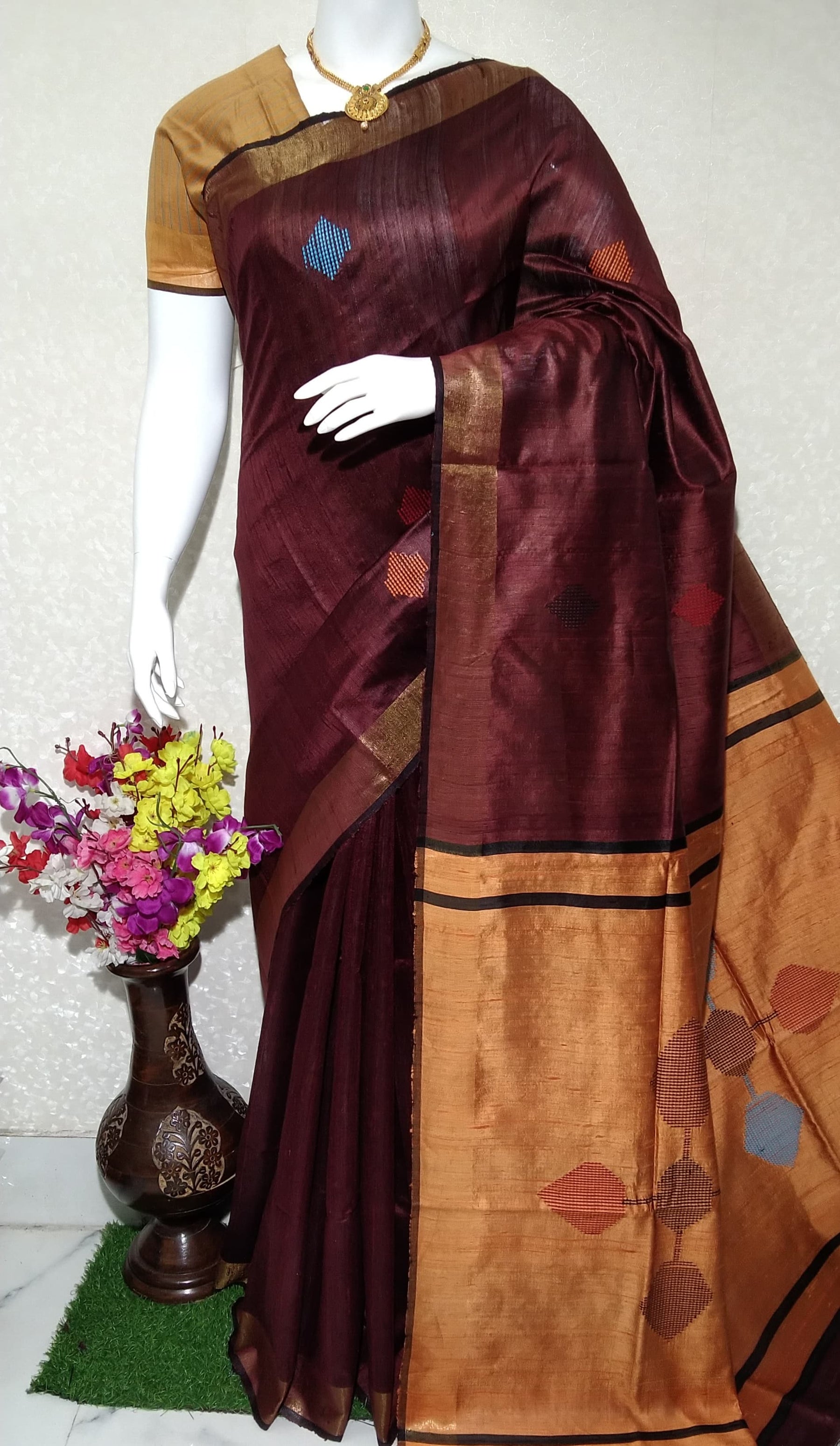 Handloom Deep Marron Colour Bhagalpuri Tussar Silk Saree with Weaved Pallu