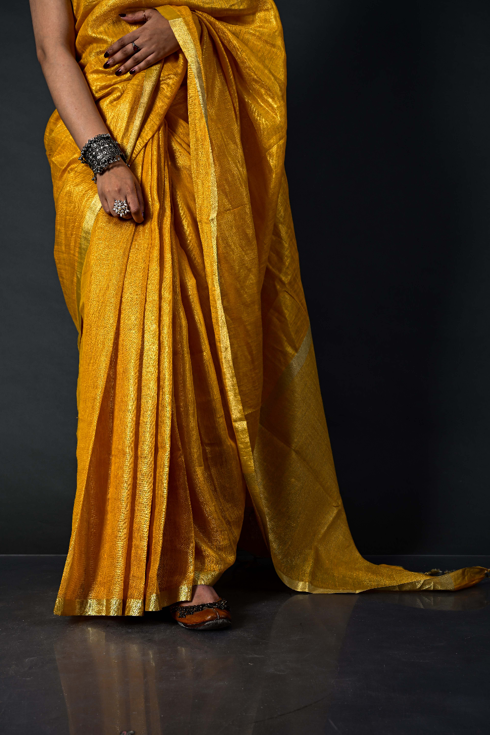 Handwoven Golden Linen Saree