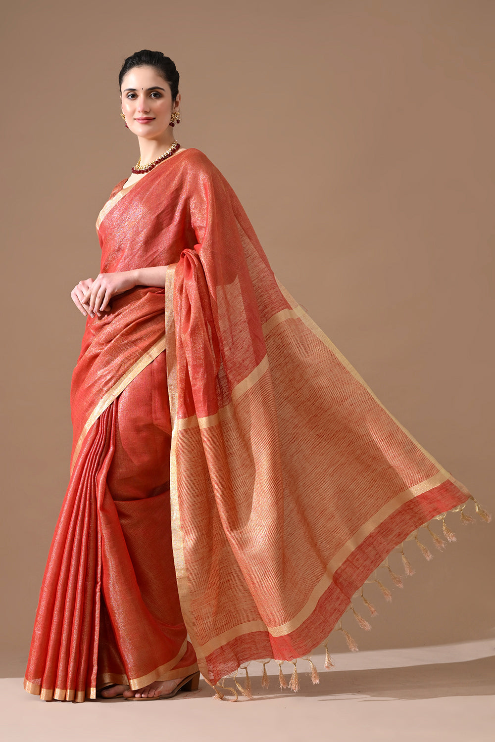 Handwoven Rust Red Linen Saree – Bhasha Bharat
