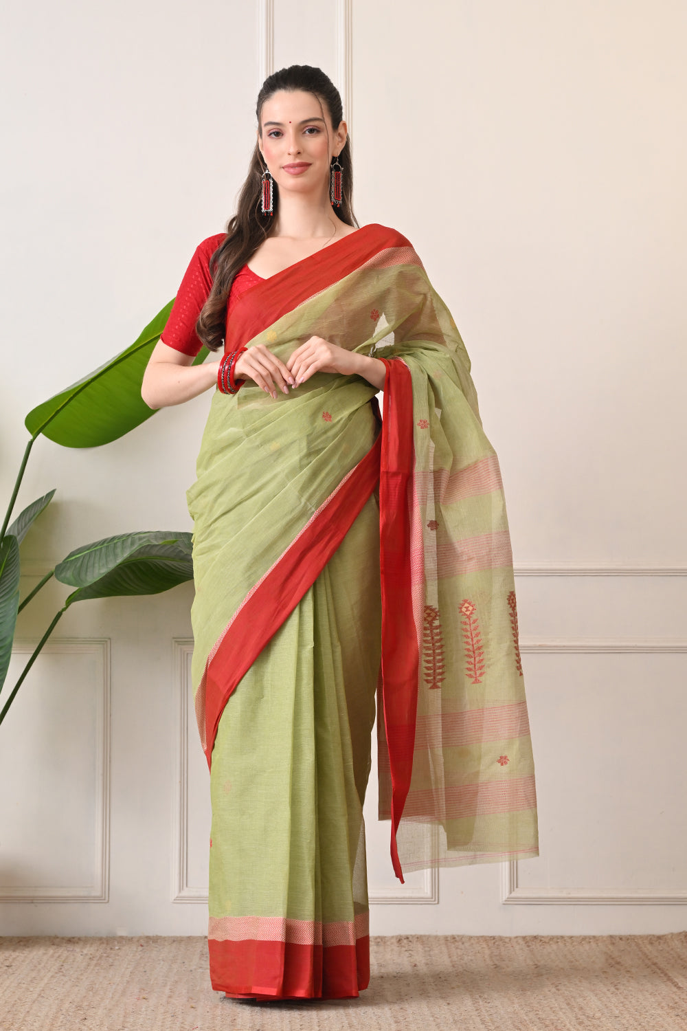 Gorgeous Green: Handloom Artisanal Saree made with Organic Bengal Cotton