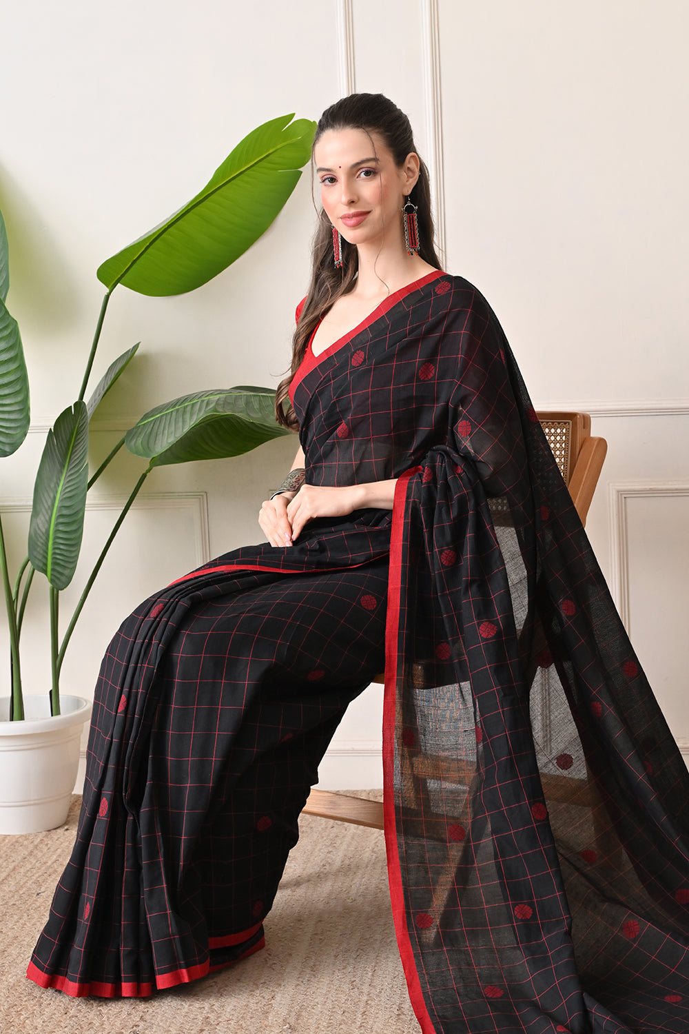 Black Beauty: Handloom Artisanal Saree made with Organic Bengal Cotton