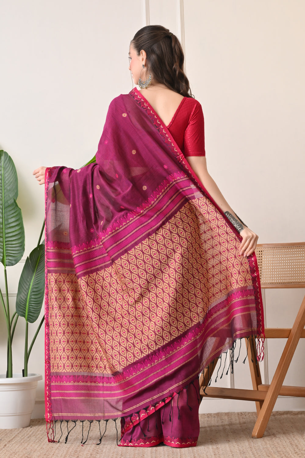 Magical Magenta: Handloom Organic Bengal Cotton Saree