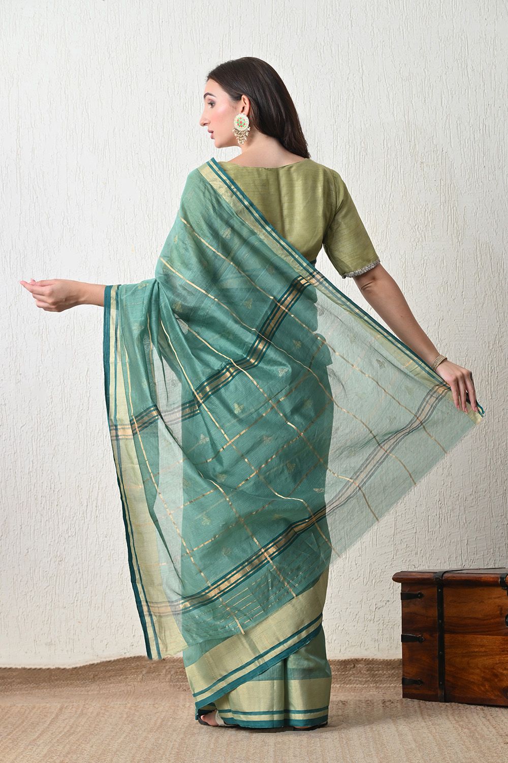 Sutrangini Saree - Vaandari