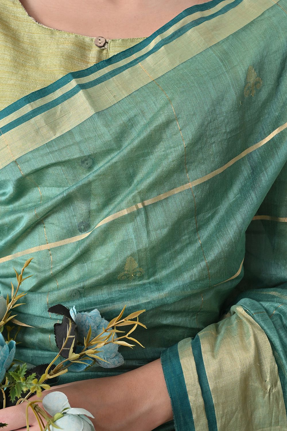 Sutrangini Saree - Vaandari