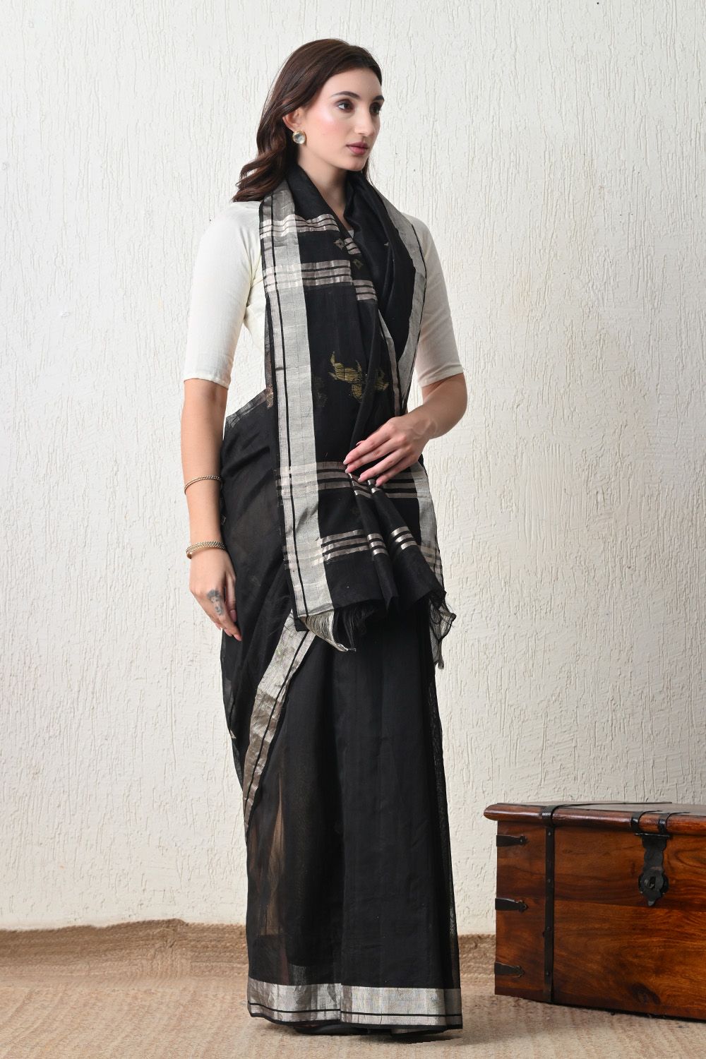 Sutrangini Saree - Veerangna Virasat