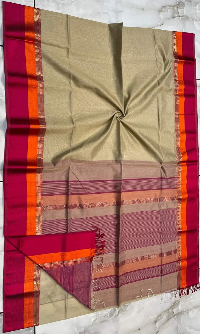 Champagne Beige Maheshwari Silk Saree with Magenta Border