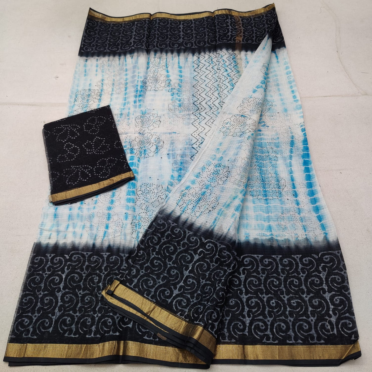 Beautiful Dark Motif  Border & contrast bluish body Block Printed Cotton Slub Saree: